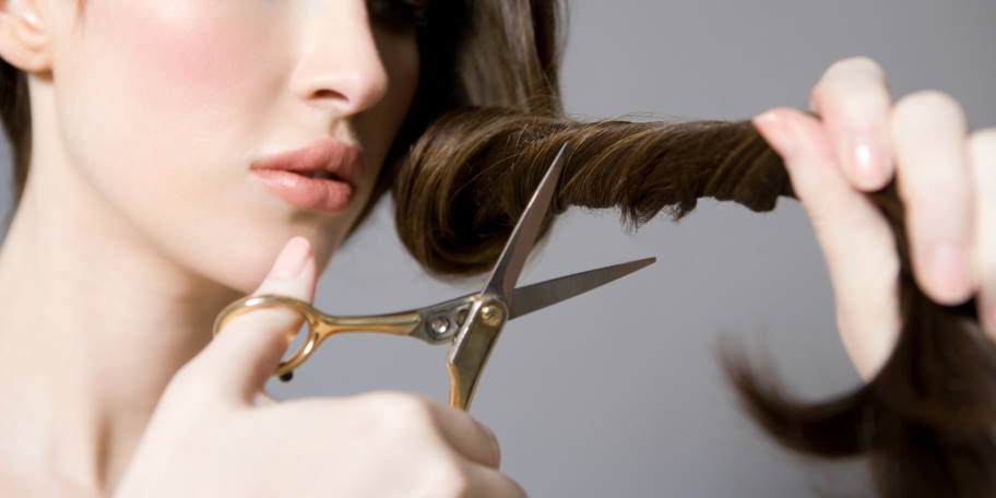Wet or Dry Hair – Which One is Best While Cutting Your Hair? | WNYU News